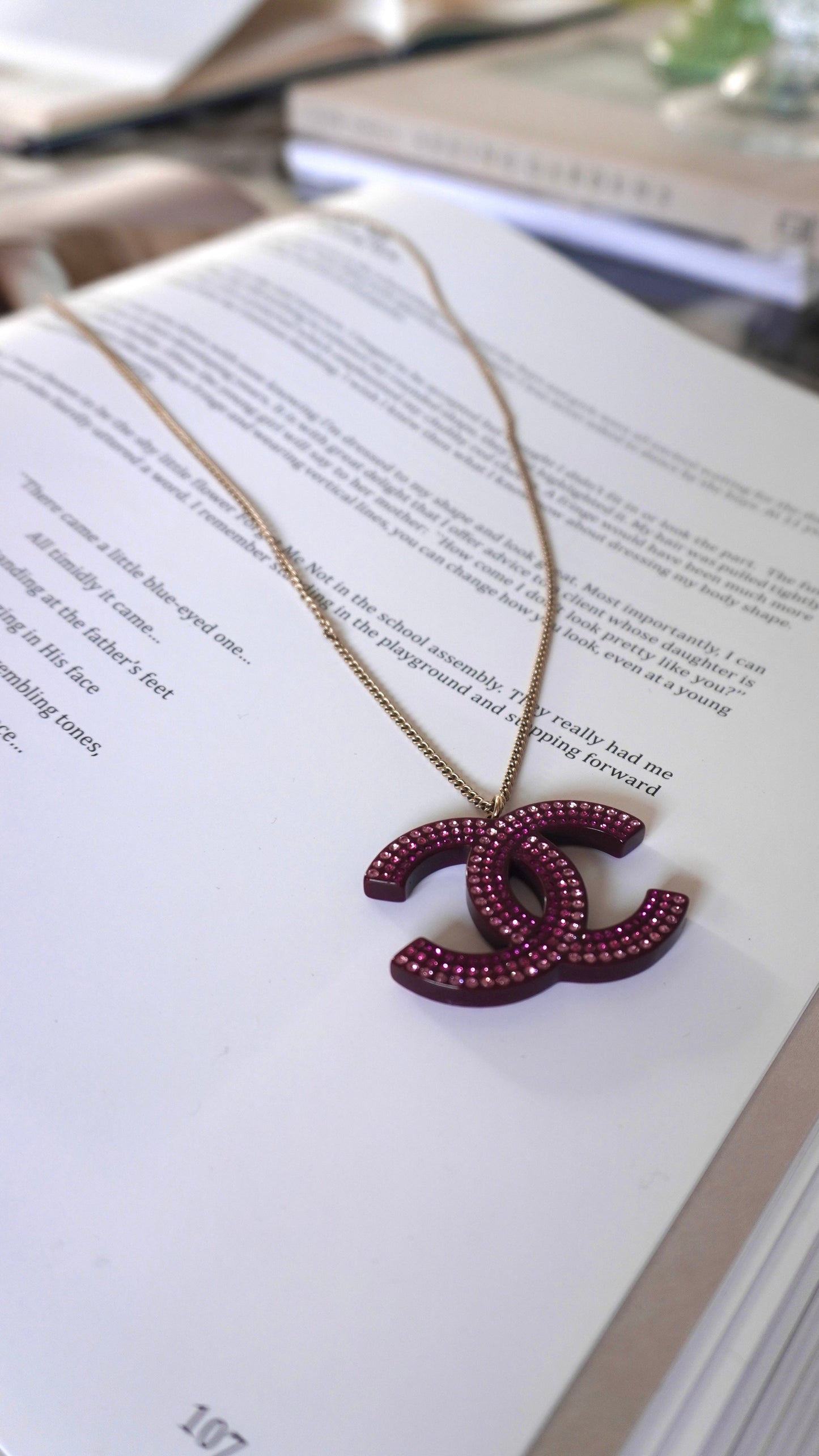 CHANEL 2008 CC EMBELLISHED PINK PENDANT NECKLACE