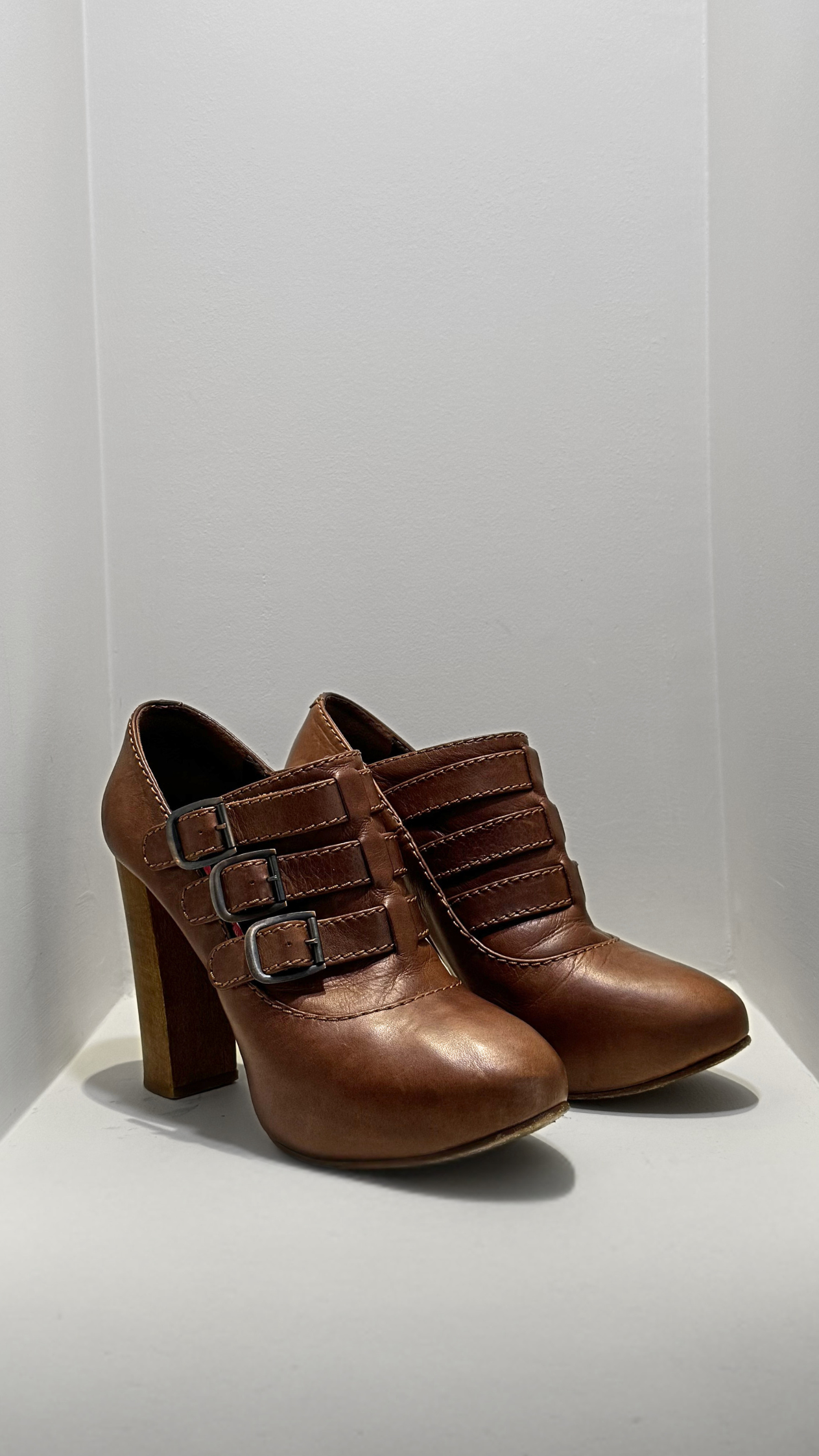 CHLOÉ 2004 SILVERADO HEELED BOOTS 38