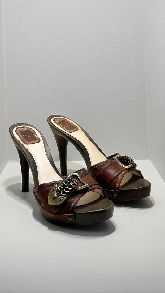 DIOR 2007 ROMANTIQUE WOODEN CHAIN CLOGS 40